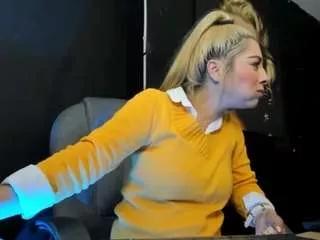 Girls: try live performances with matured performers, from dancing to quirks, in a variety of beautiful sex cams.