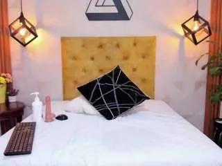 violeta-sweet118 from CamSoda is Freechat