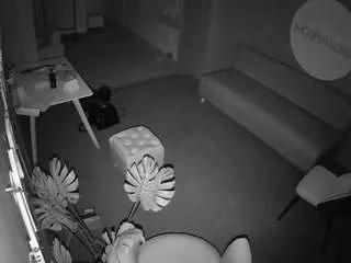 Voyeurcam-jb-xfollow-2 webcams show profile image 