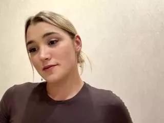 Photos of wendicroft from CamSoda is Away