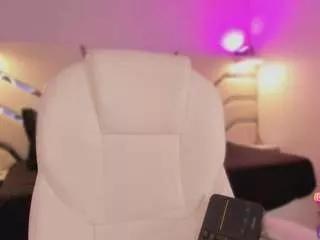 zara-lu from CamSoda is Freechat