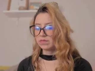 Photos of zoe-xra from CamSoda is Freechat