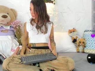 zorra-violeta from CamSoda
