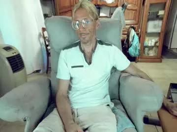 00jeff31 from Chaturbate