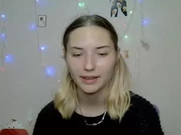 _kikiclark_ webcams show profile image 