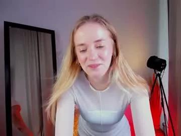 a_m_e_l_i_a from Chaturbate