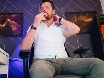 aaronbomer from Chaturbate