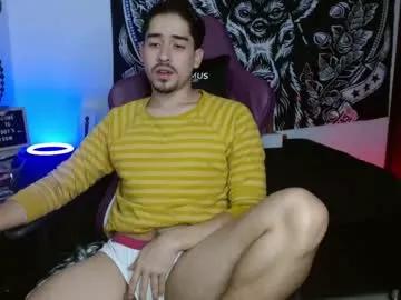 aarondumont1811 from Chaturbate