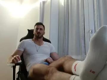 Photos of aaront0pmuscles from Chaturbate is Freechat