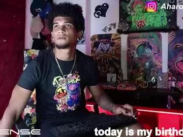 aharon_sexo1 from Chaturbate