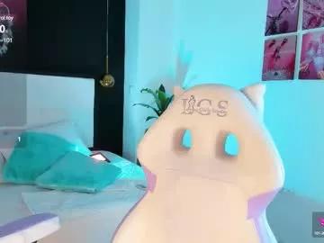 aixa_hill1 from Chaturbate