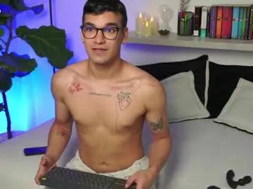 alanjames_x from Chaturbate