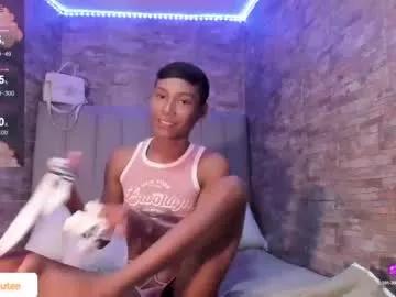 alejo_cute from Chaturbate is Freechat