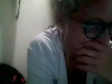 alilyungmilf from Chaturbate