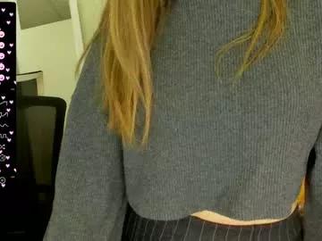 allana_dream from Chaturbate