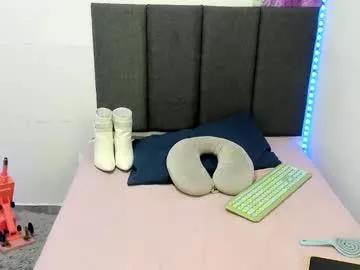 almaa__ from Chaturbate