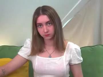Amalialambert webcams show profile image 