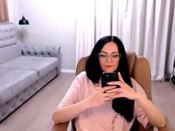 amazingeyes89 from Chaturbate