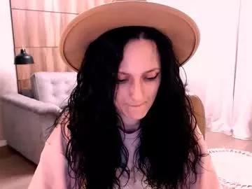 amazingeyes89 from Chaturbate
