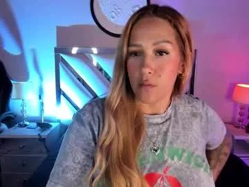 anahii_jones from Chaturbate