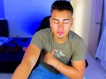 anddy_vargas from Chaturbate