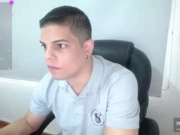 anndyhardy11 from Chaturbate