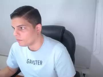 anndyhardy11 from Chaturbate