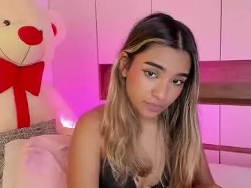annebull_ from Chaturbate