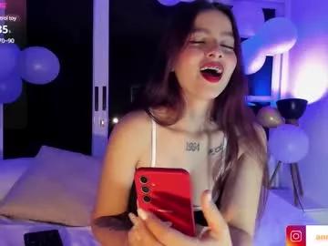 annedixie from Chaturbate