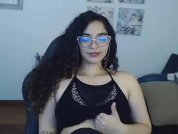 ariagaleo19 from Chaturbate
