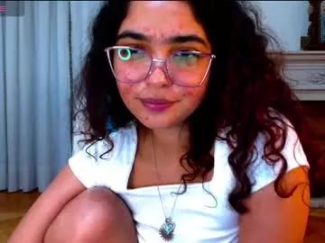 ariagaleo19 from Chaturbate