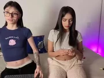 ariandbela__ from Chaturbate