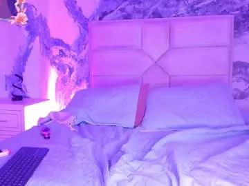 ariannaroux_ from Chaturbate
