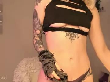 ataraxia_cams from Chaturbate