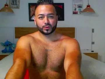 axxel_chris from Chaturbate