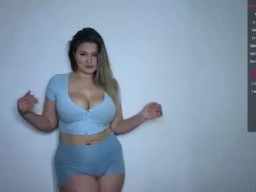 b_e_l_l_a__t_r_i_x from Chaturbate
