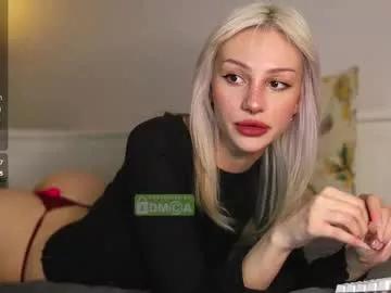 babeholly from Chaturbate