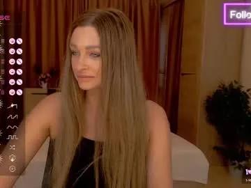 barbie_kiss1 from Chaturbate