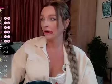 barbie_kiss1 from Chaturbate