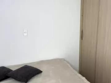 bella_perri from Chaturbate