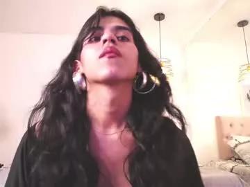 bella_poisonous from Chaturbate