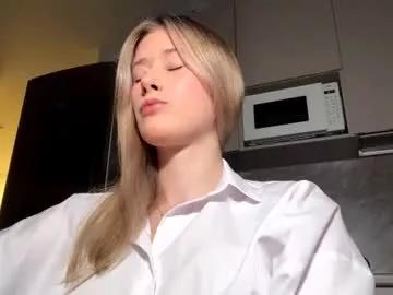 bella_sting from Chaturbate