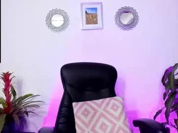 bella_thorne3 from Chaturbate