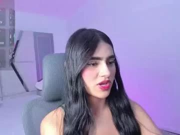 bellaastorm from Chaturbate