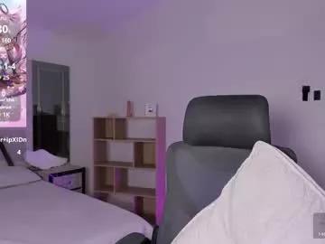 bellaastorm from Chaturbate