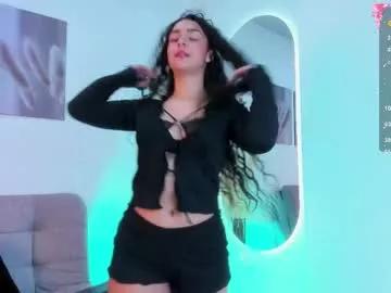 bellasinz from Chaturbate