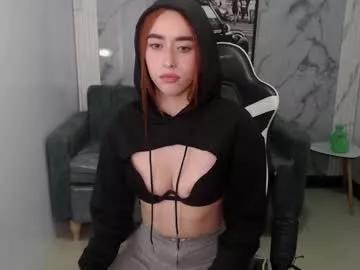 belle_fiore_ch from Chaturbate