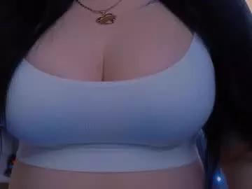 bellelovexx from Chaturbate