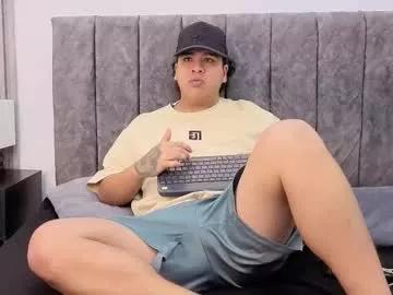 bennett_alejoo from Chaturbate