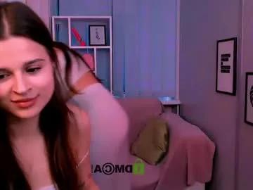 berry_alma from Chaturbate